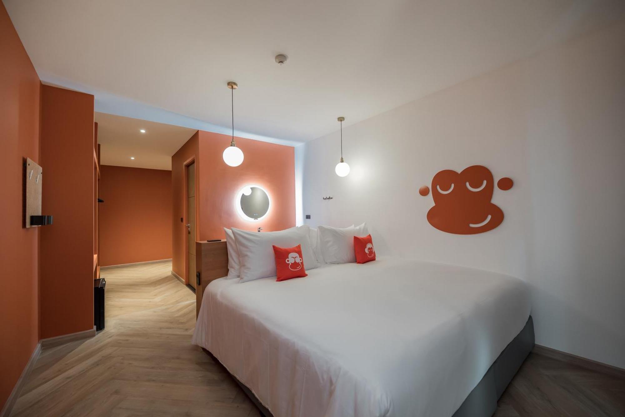 Blu Monkey Hub And Hotel Bangsaen Buitenkant foto